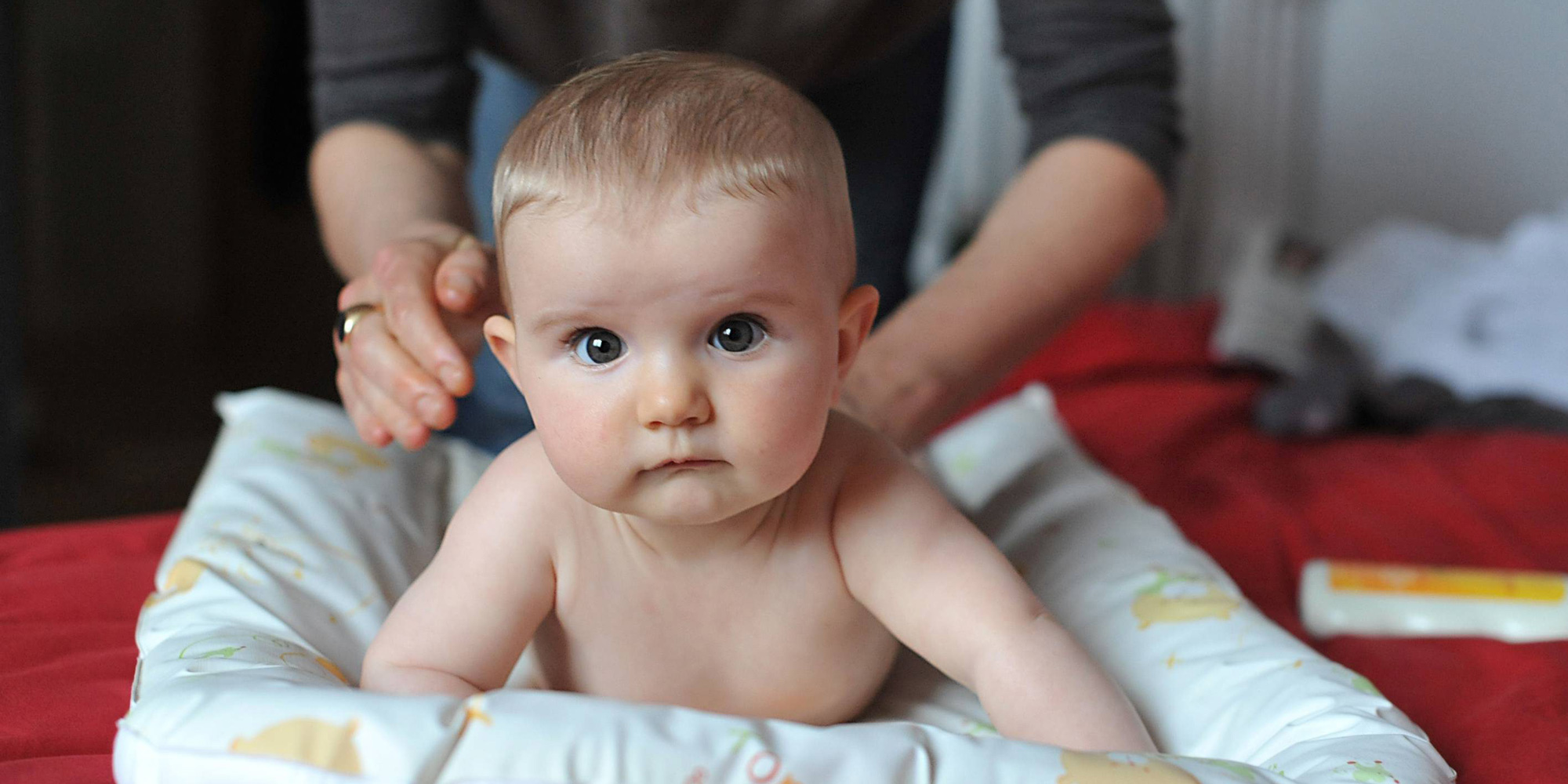 Lær babymassage i FOF