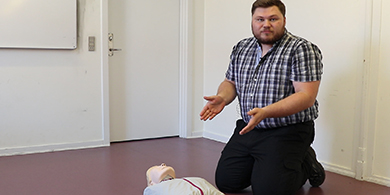 Billede af Nikolaj, førstehjælpsinstruktør hos FOF Aarhus