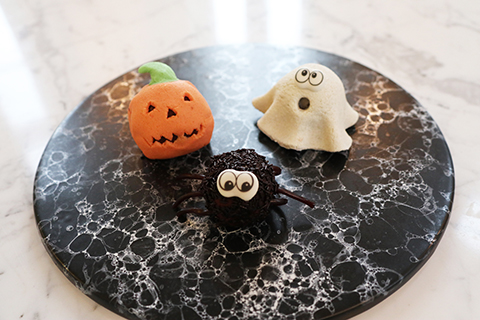 Billede af halloweenkager med kikærter, opskrift fra FOF Aarhus