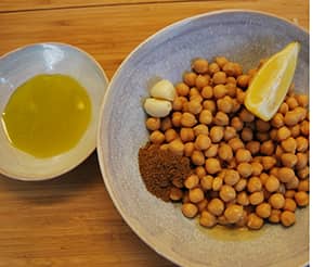 Ingredienser til hummus opskrift fra FOF Aarhus