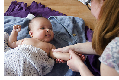 Billede fra kursus i babymassage for mødre