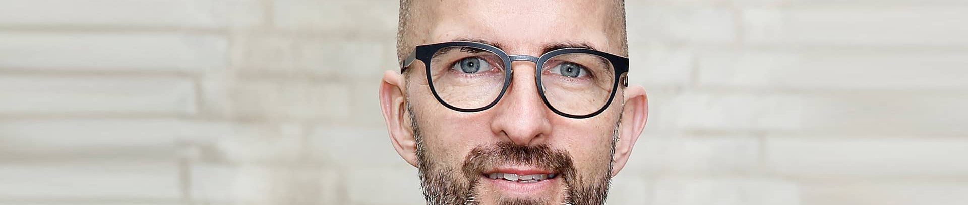 Billede af ernæringsvejleder og forfatter Martin Kreutzer, foredragsholder ved FOF Aarhus