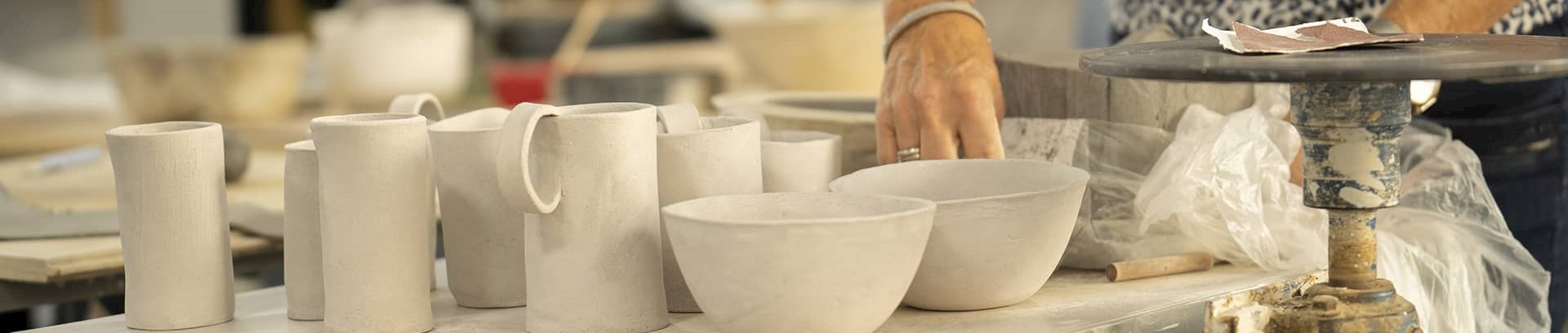 Kander og skåle i ler, keramik, kursus i FOF Aarhus