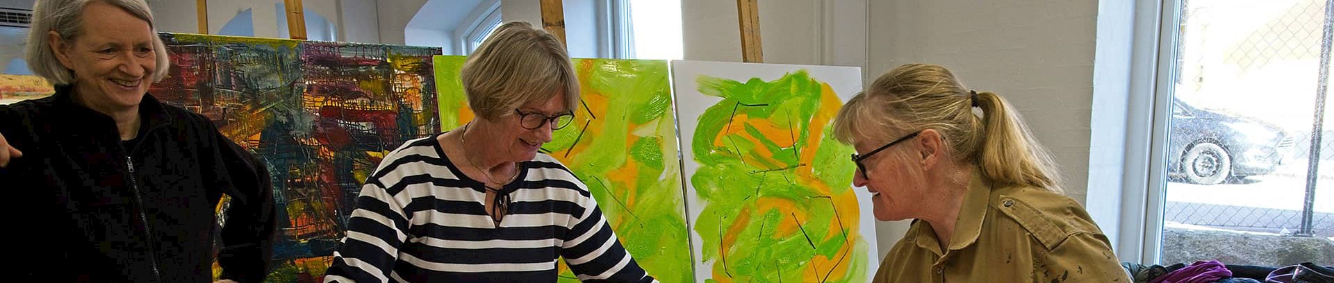 Kursus i akrylmaleri ved FOF Aarhus, store billeder ved underviser Pernille Ravn.