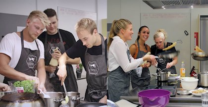 Unge laver mad i køkkenet hos FOF Aarhus til Food Maker's Vi leger med mad