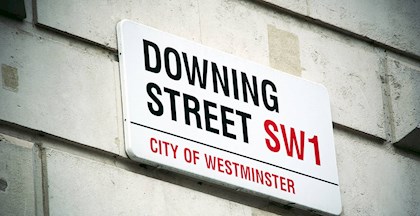 Billede af gadeskilt i London, Downing Street