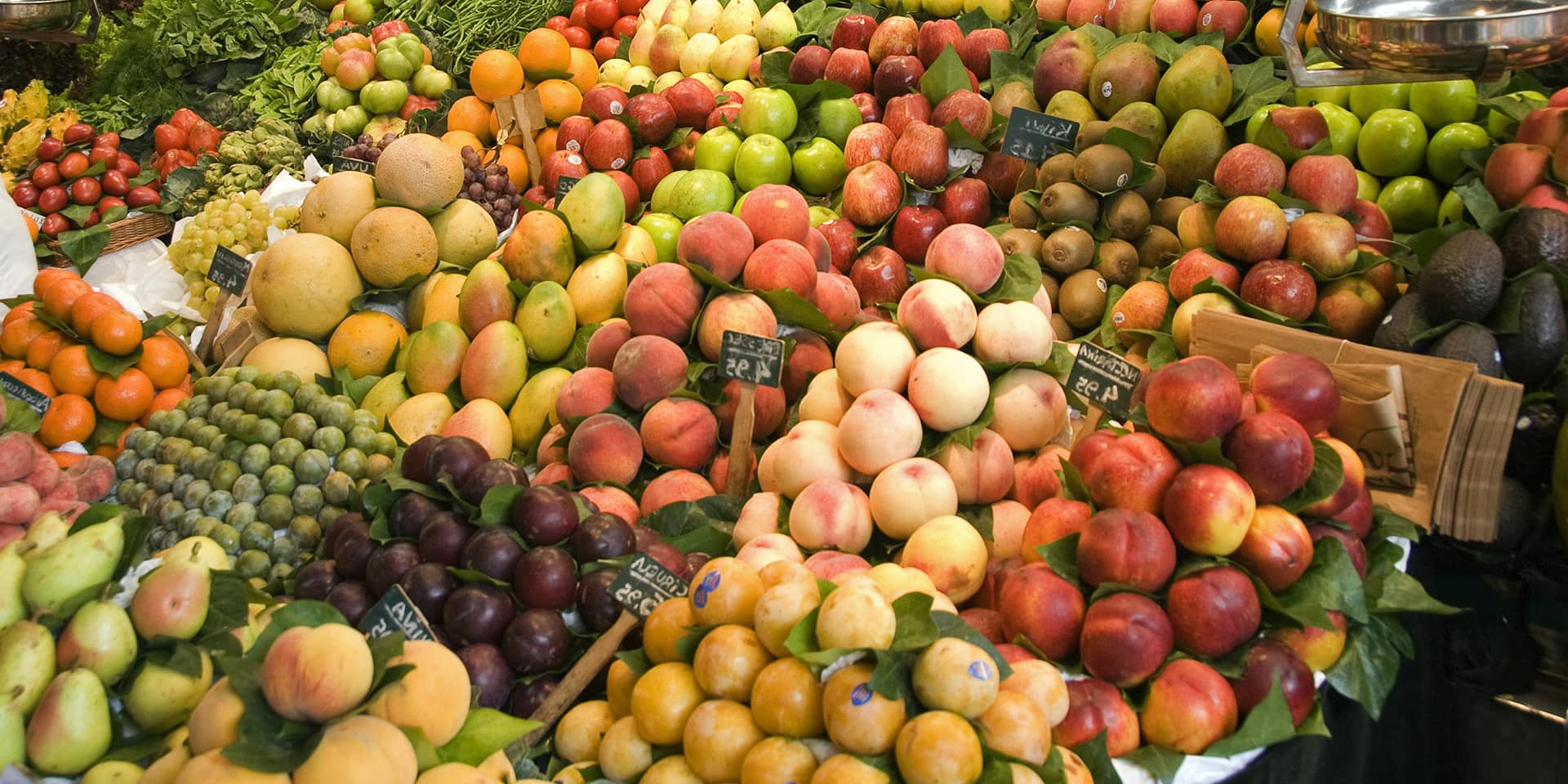 Billede af frugtmarked i Spanien