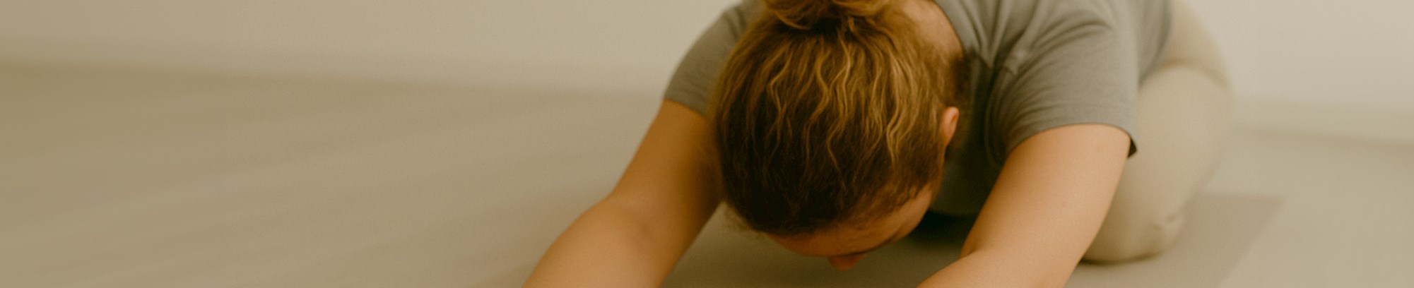 Kropterapeutisk yoga - Knebel med FOF Djursland