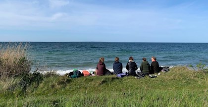 mindful vandre og shelter retreat på Tunø med FOF Sydøstjylland 