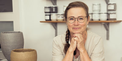 Karin Morsbøl underviser i keramik hos FOF Horsens