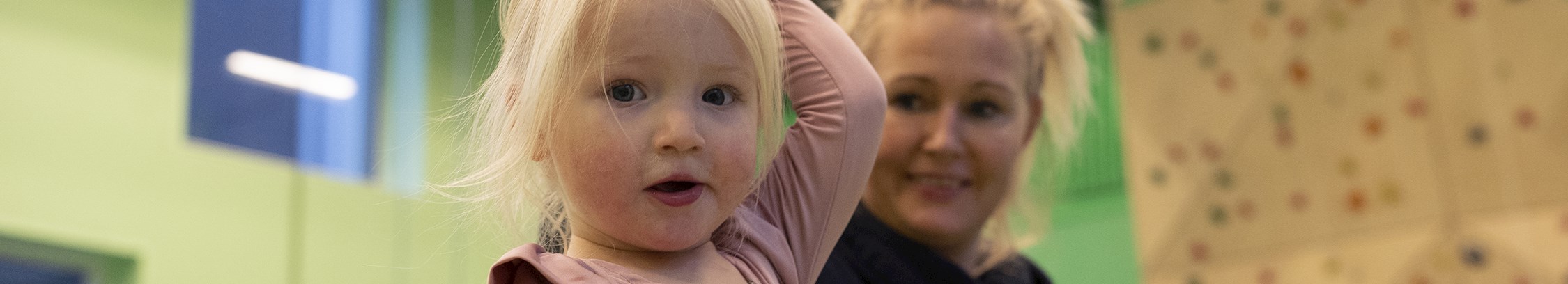 Voksen barn gymnastik hos FOF København