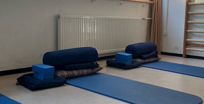 Kom videre efter stress med yin yoga – Mitchellstræde Gentofte – foto af underviser Camilla Kølbæk 