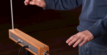 Lær at spille theremin – FOF København