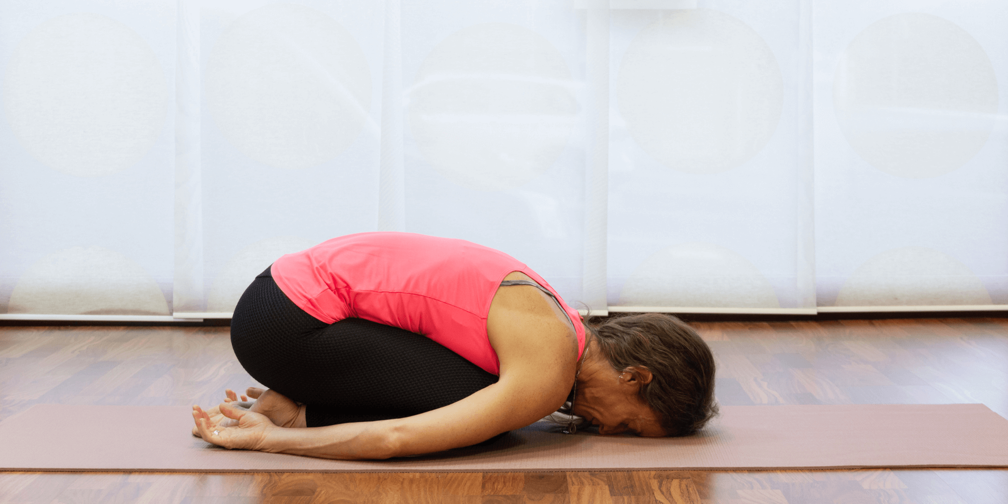 Yin yoga - stræk dig til velvære | FOF Københavns Omegn