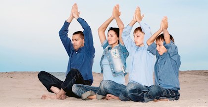 Yoga for familier og børn i FOF Nordsjælland