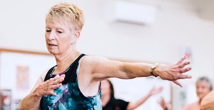 Gå til ballroom fitness dans for seniorer i FOF Nordsjælland