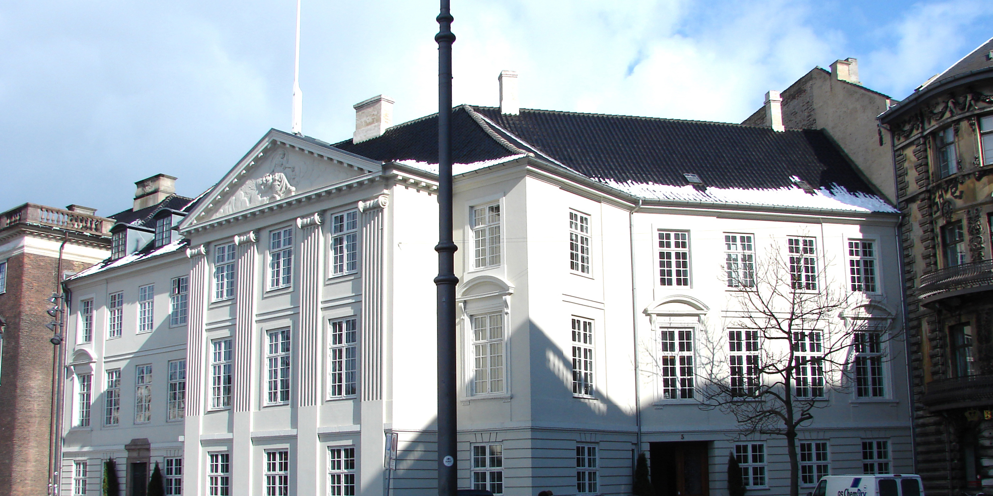 Oplev Harsdorffs Hus og Brønnums Hus – to historiske perler på Kongens Nytorv