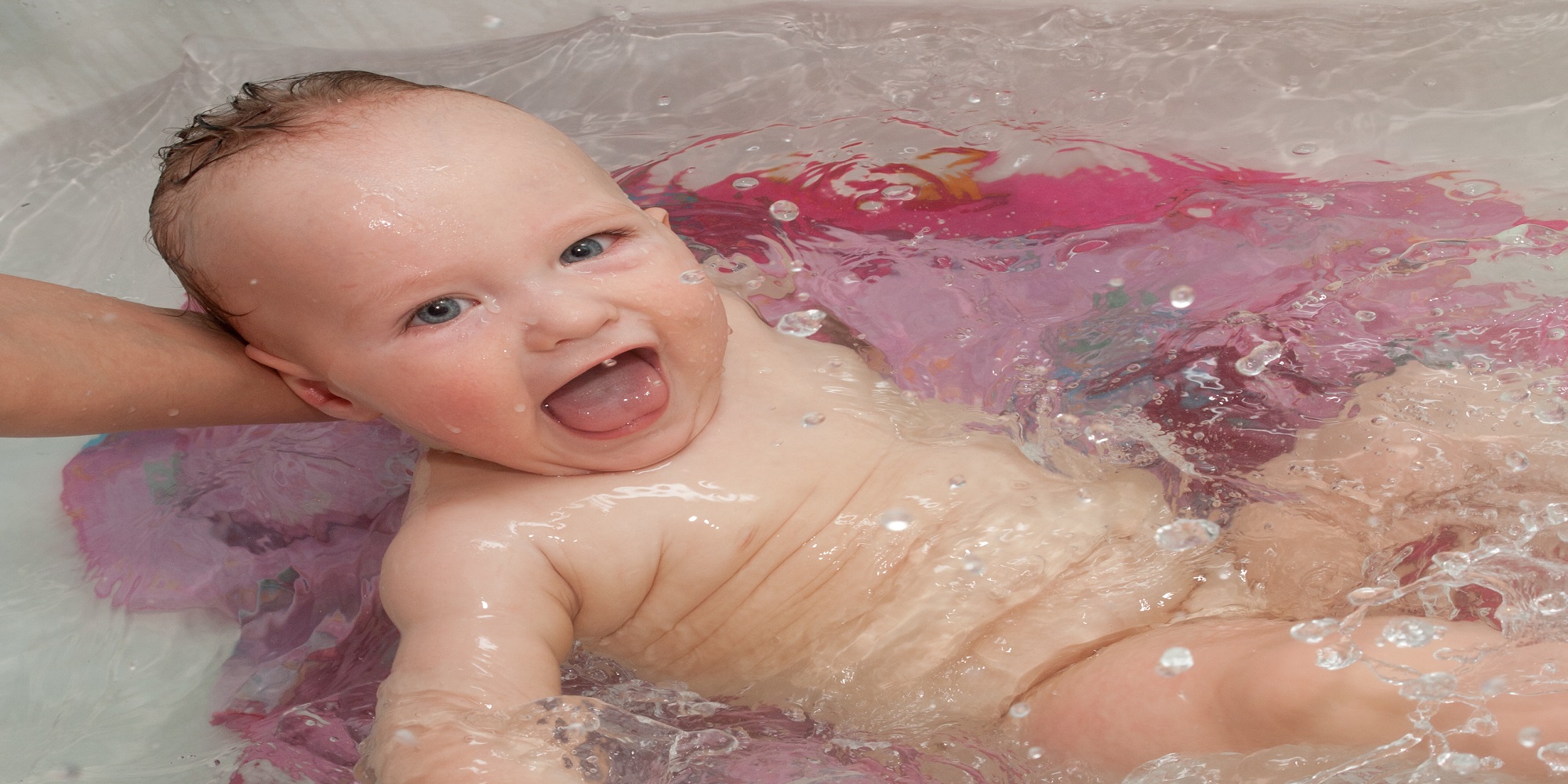 FAQ babysvømning, tag baby med i vandet og styrk jeres relation, FOF Nordvestjylland