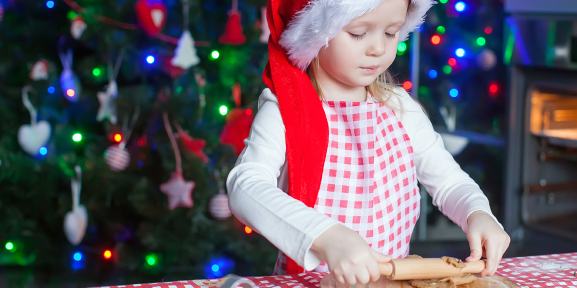 Julebagning, småkager, juleknas, barn, voksen, familie, julehygge hos FOF Nordvestjylland