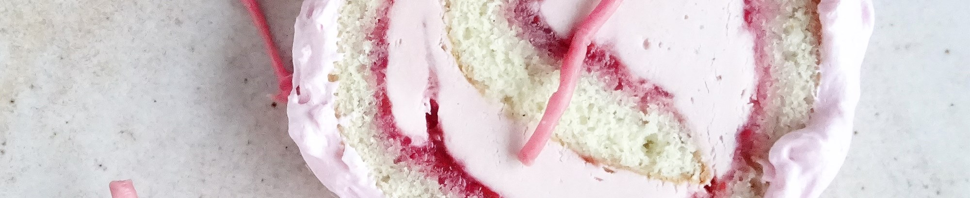 Roulade dessert hindbær søde sager - kagekursus FOF i Randers med Martin Wiese