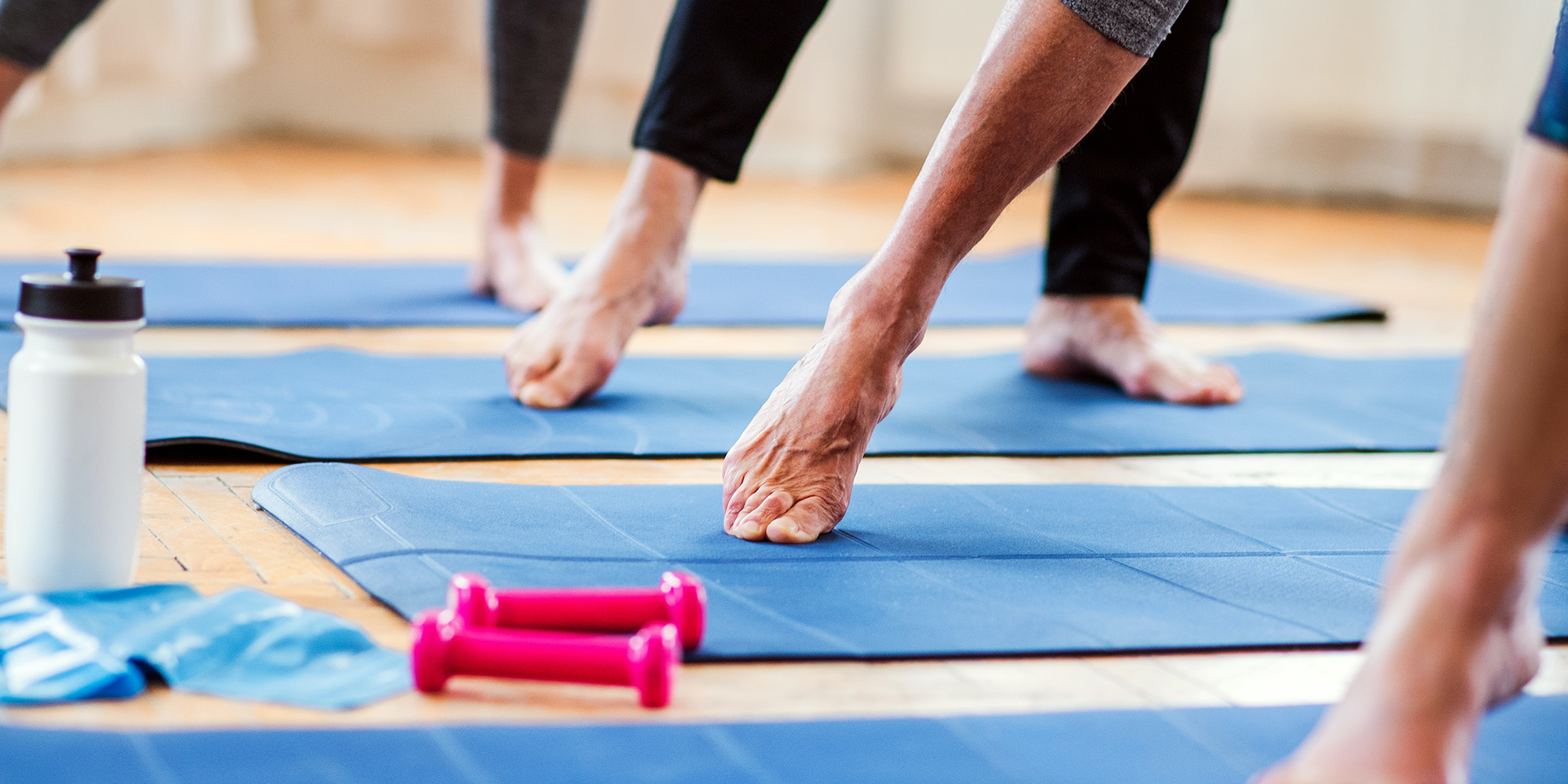 motion og træning hos FOF gymnastik yoga pilates afspænding 