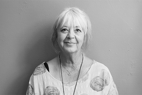 Pia Holt , Kontorassistent/Fagkonsulent