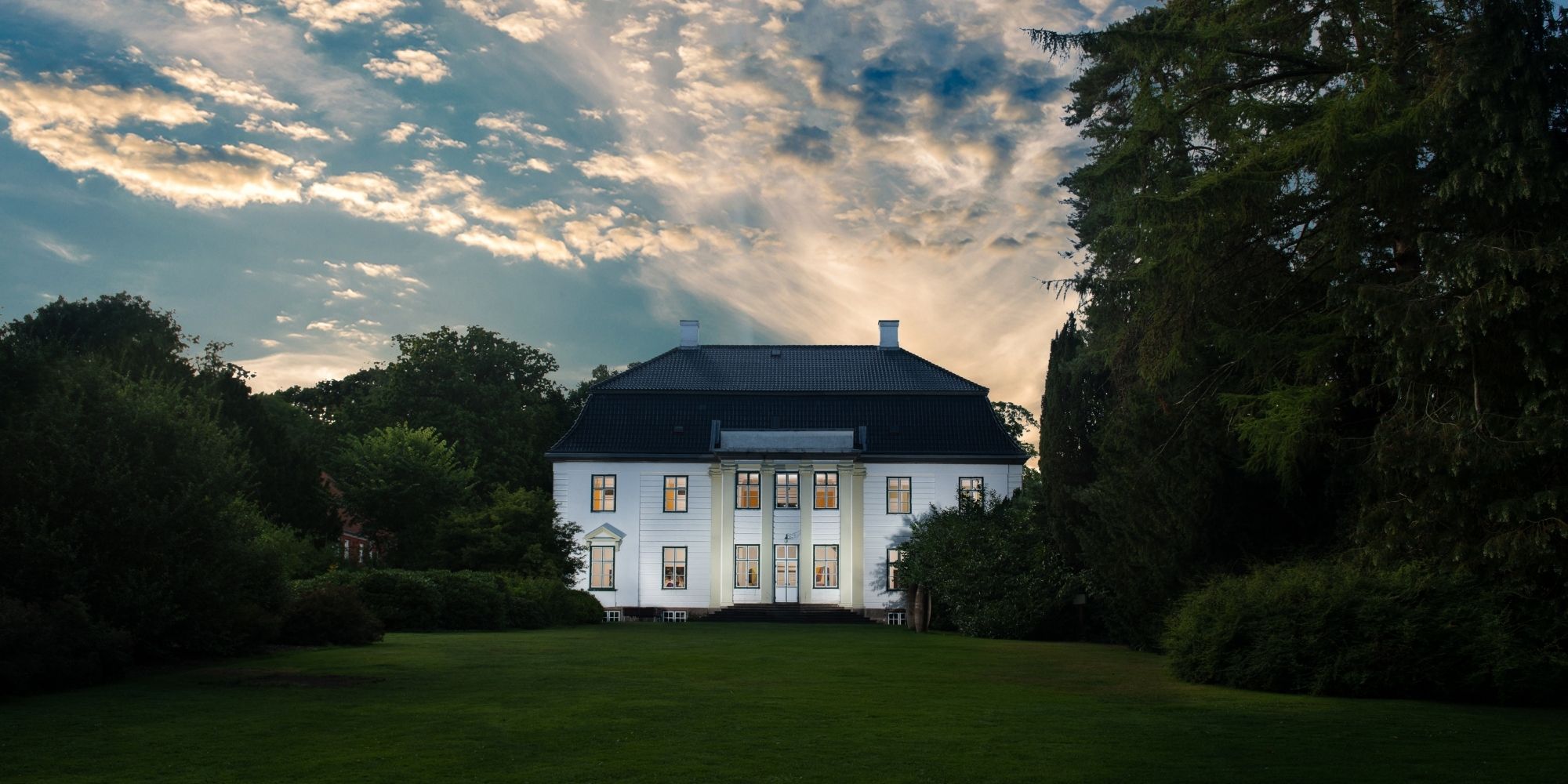 Foredraget historien om det hvide palæ i Augustenborg hos FOF Sønderjylland