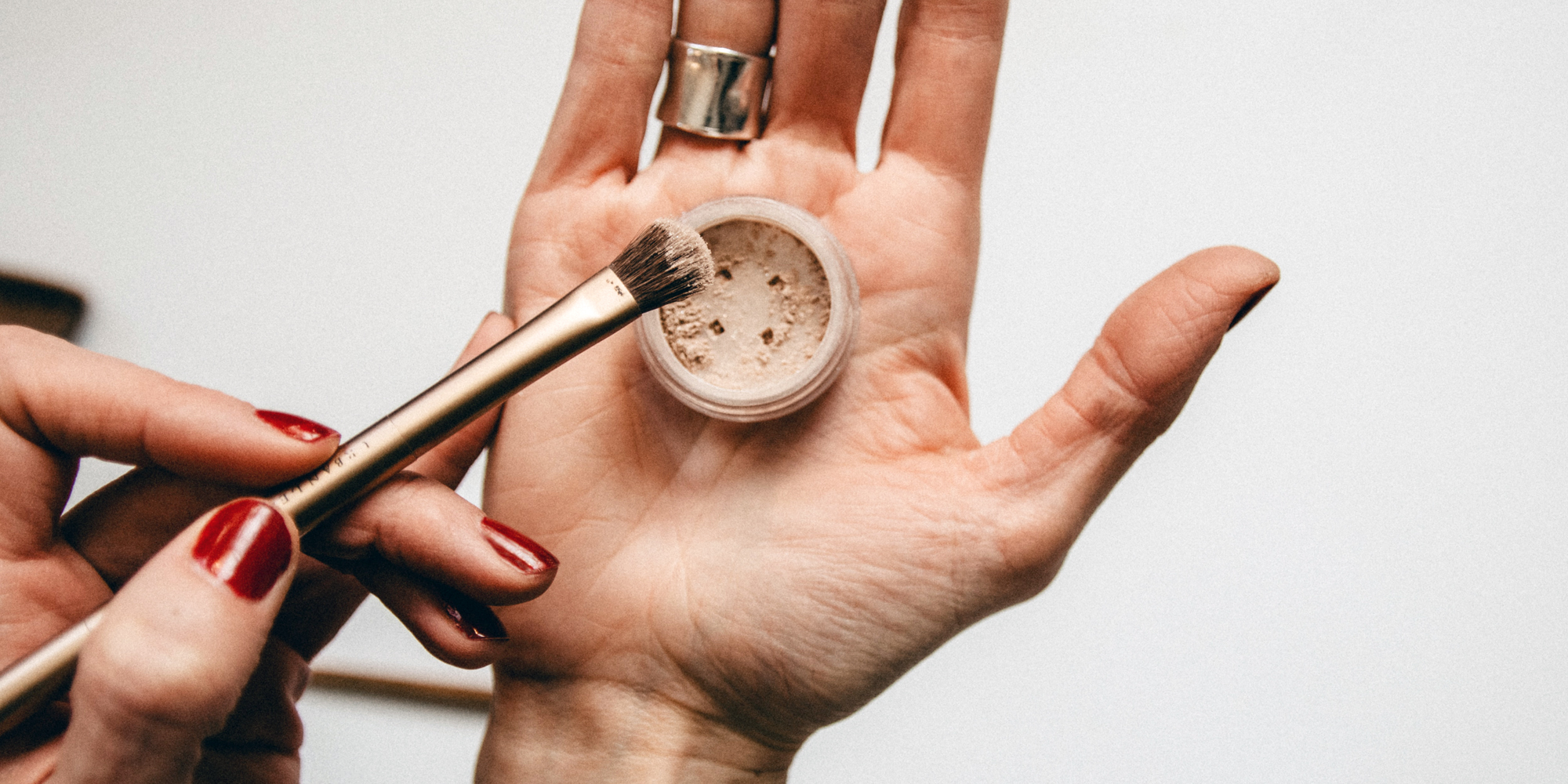 Tag et makeupkursus i FOF