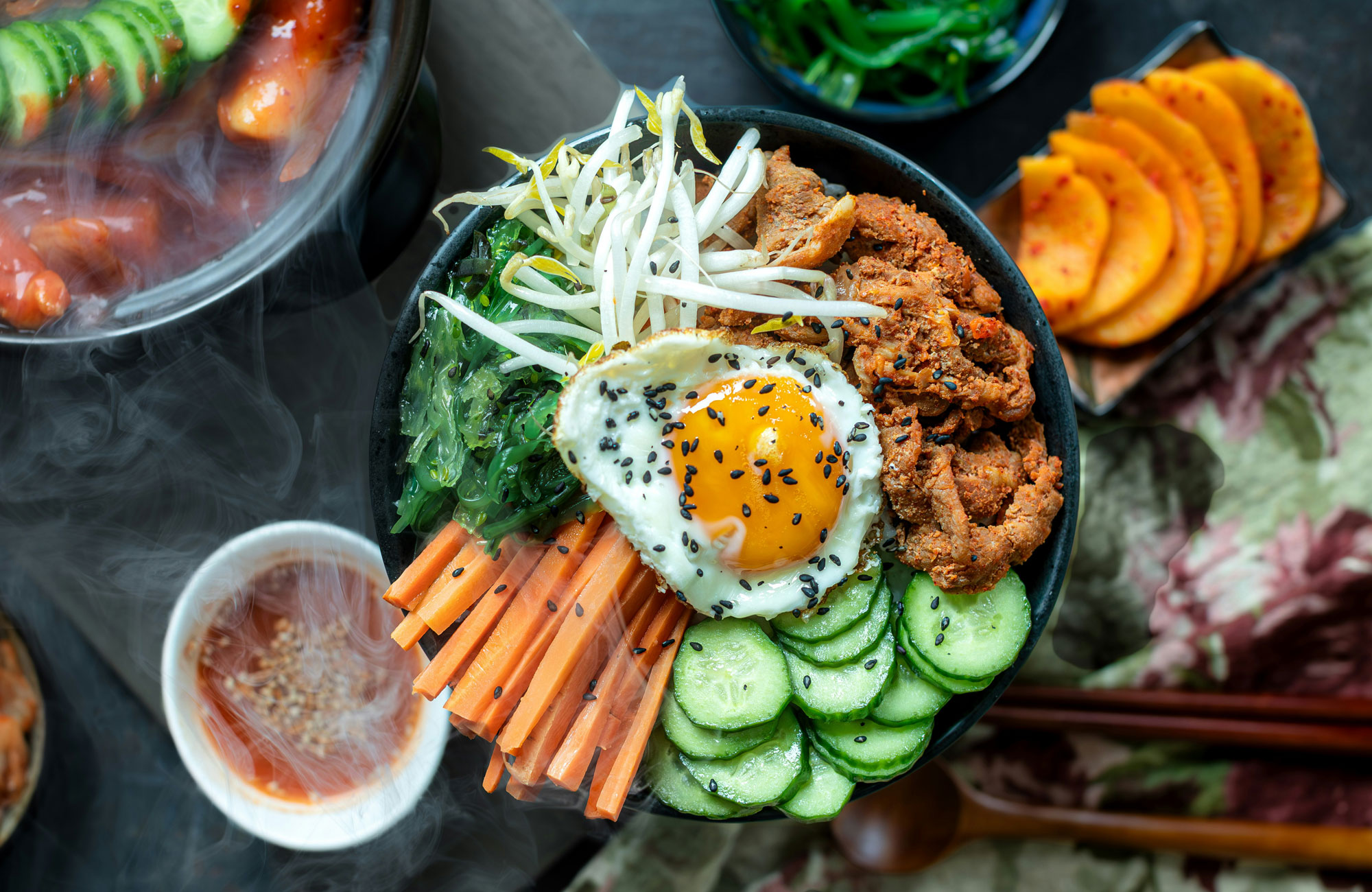 Lær at lave bibimbap og poke bowls hos FOF Syd- og Vestsjælland