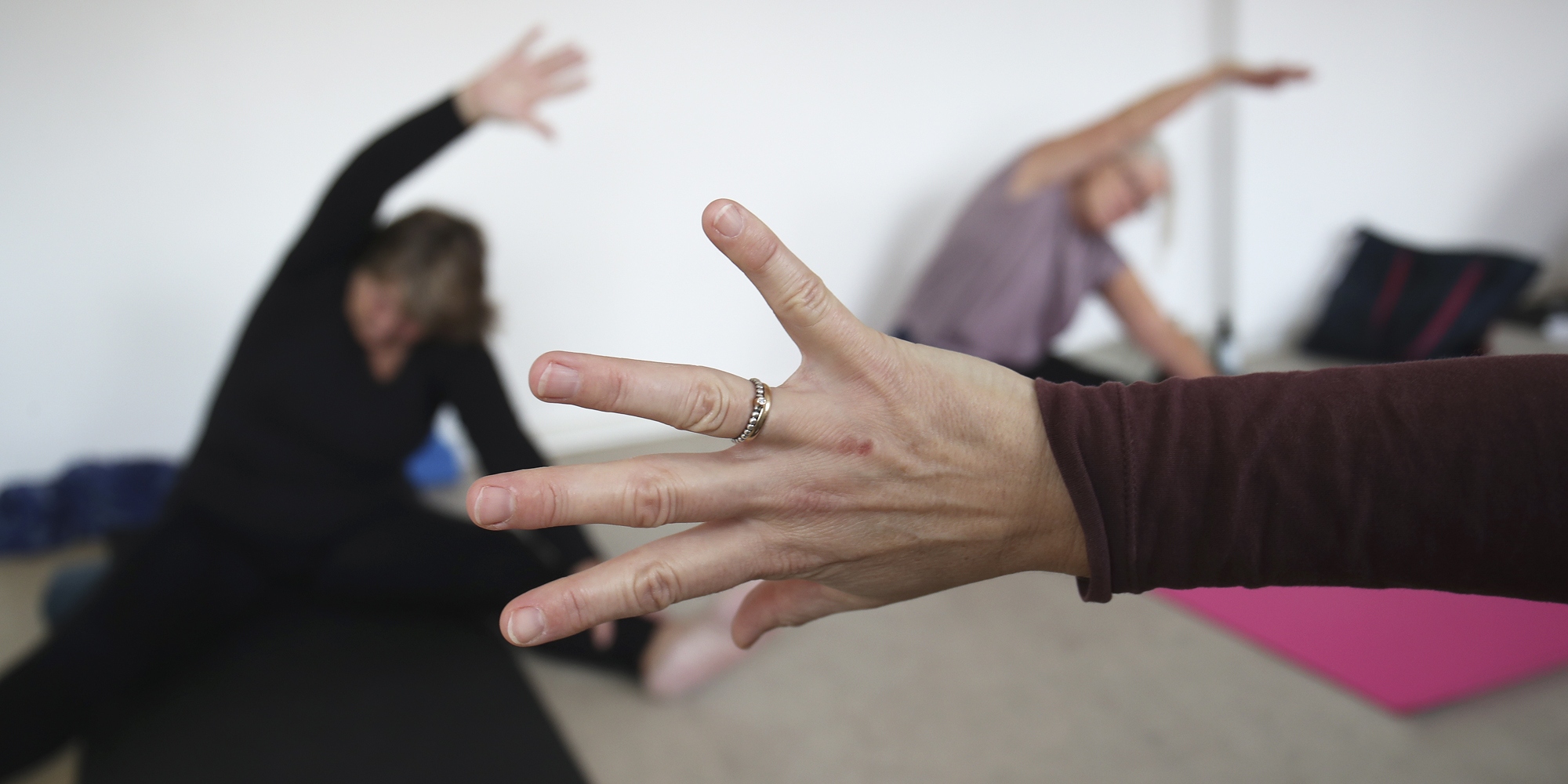 Skånsomt yogakursus hos FOF Syd- og Vestsjælland