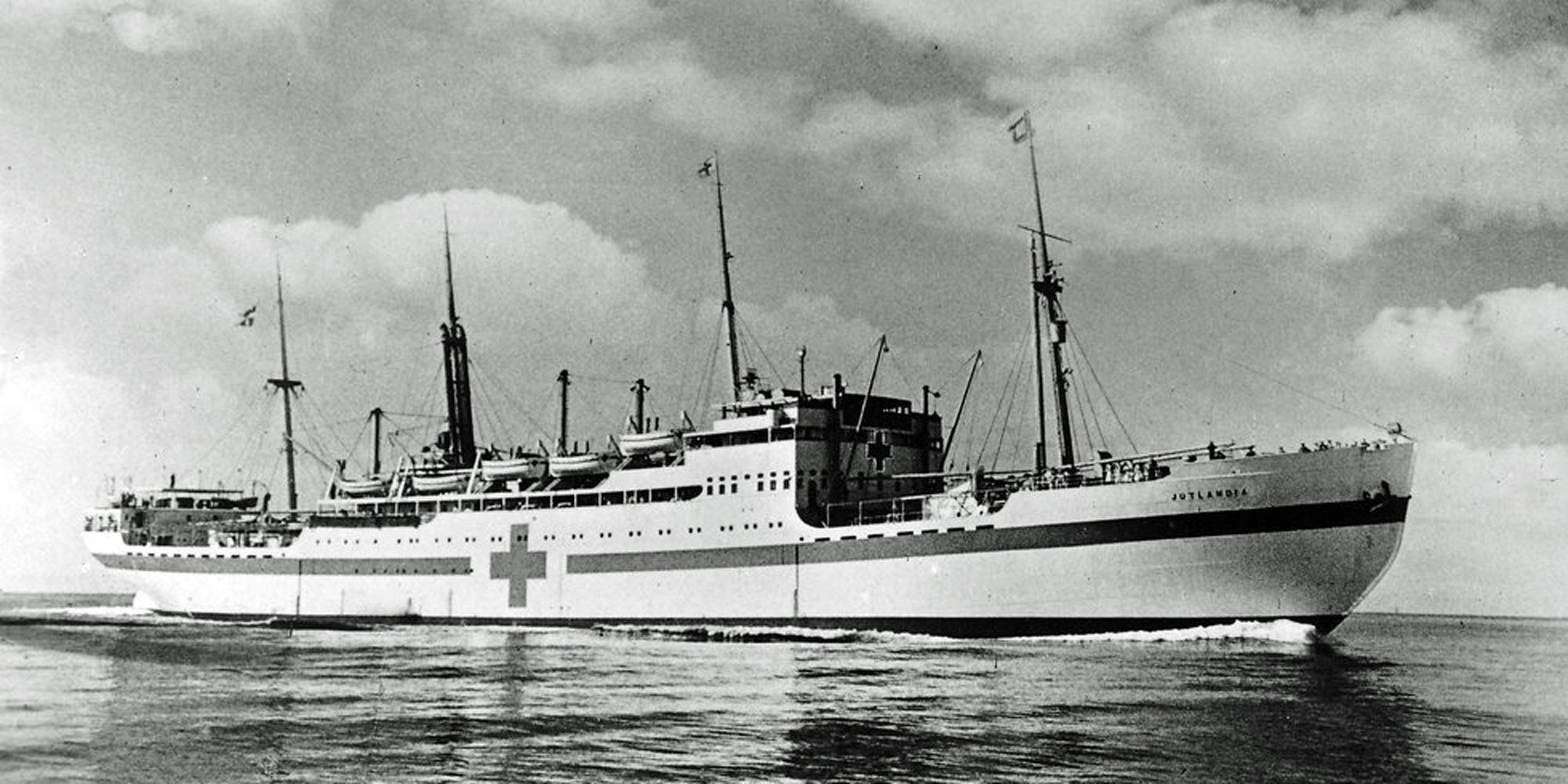 Postkort med hospitalsskibet Jutlandia