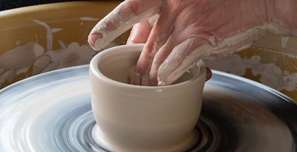 Gå til keramik hos FOF Sydjylland