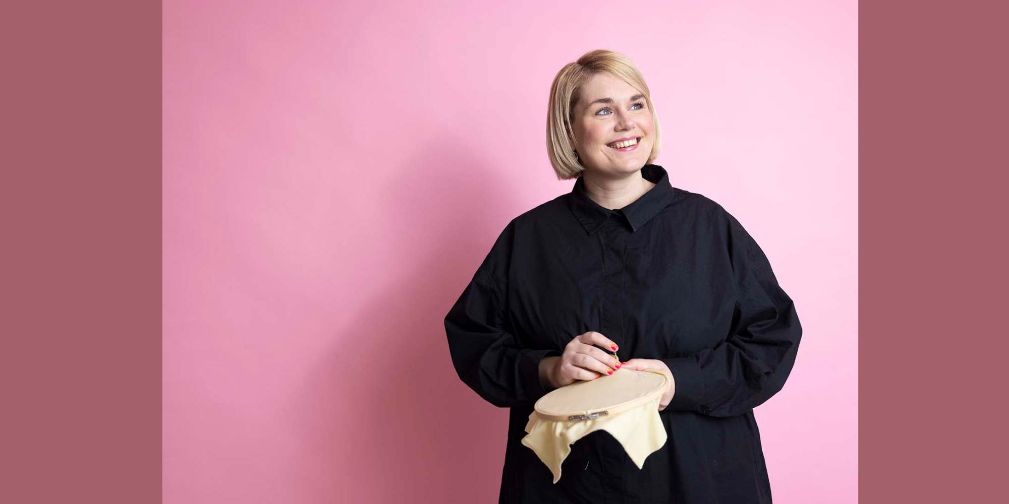 Rikke Mia Skovdal - LIdt broderi har aldrig skadet nogen