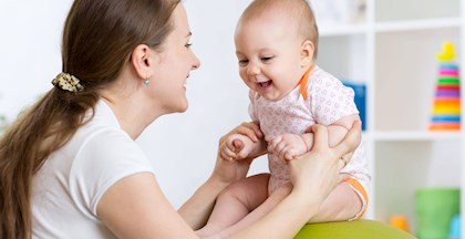 Babytummel 2-5 måneder - Babybevægelseshold - FOF Vest