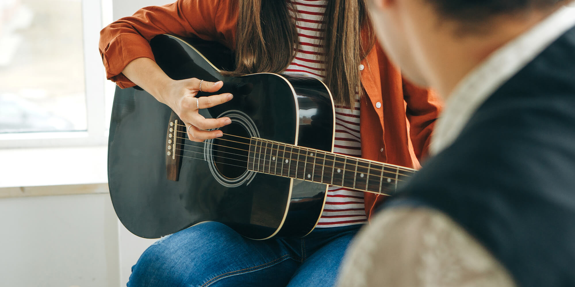 Guitarspil for letøvede nr. 1 hos FOF Vest