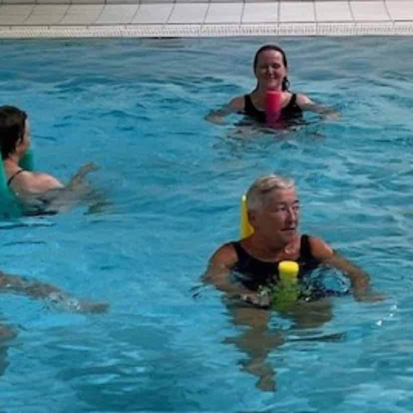 Træning i det varme vand hos FOF Nordvestjylland