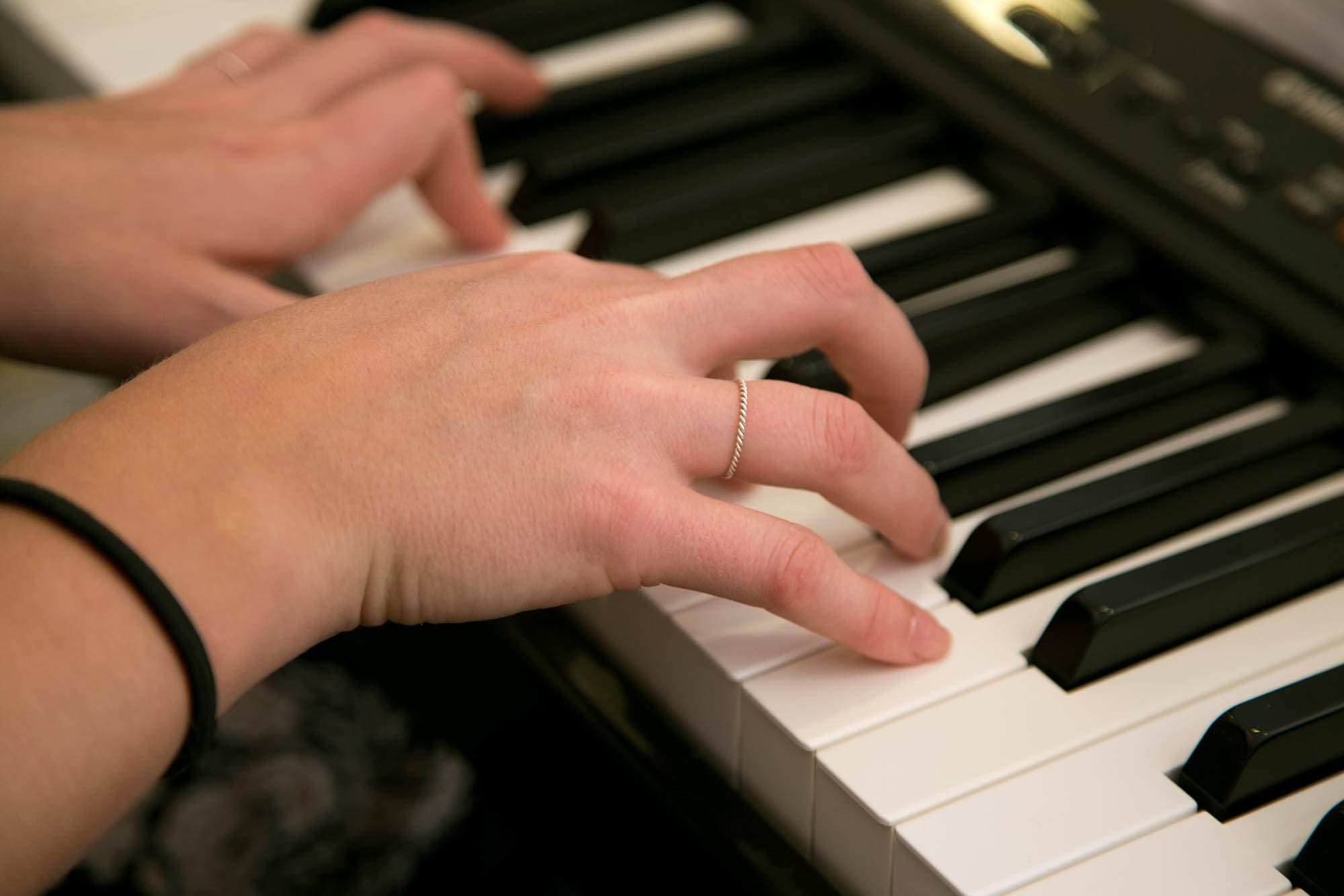 Klaver-og-keyboard-fofkn-aftenskolen-Musik og sang-KM-IMG-2294.jpg