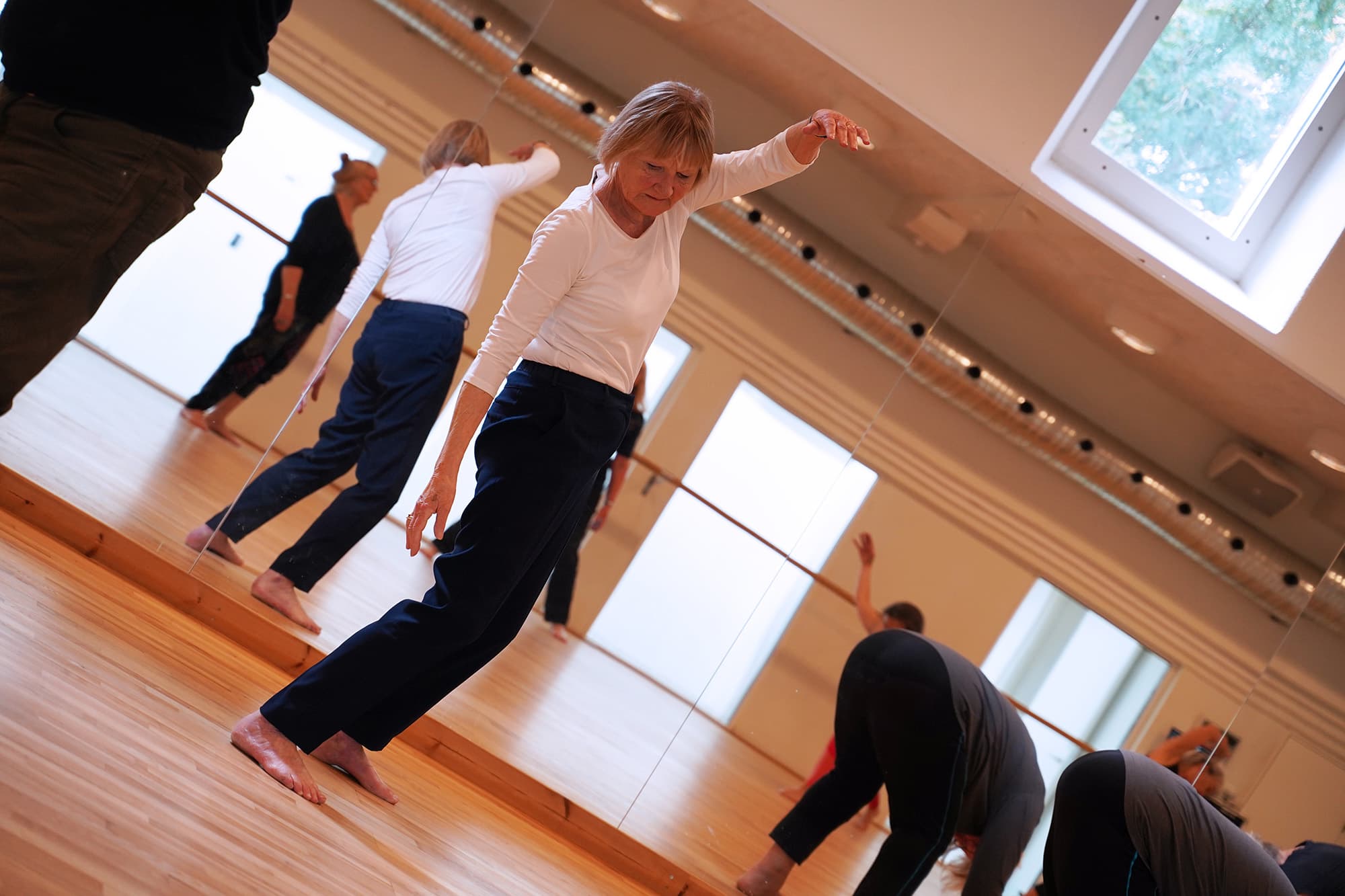 Seniorbevægelse og dans-fofkn-aftenskolen-motion og sundhed-KM-DSC04478.jpg