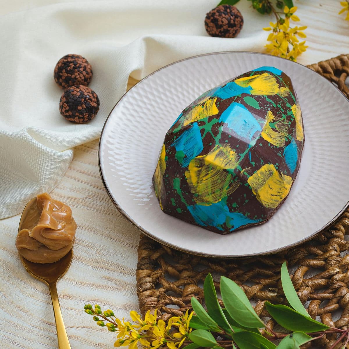 Påskechokolade med fyld for hele familien.jpg