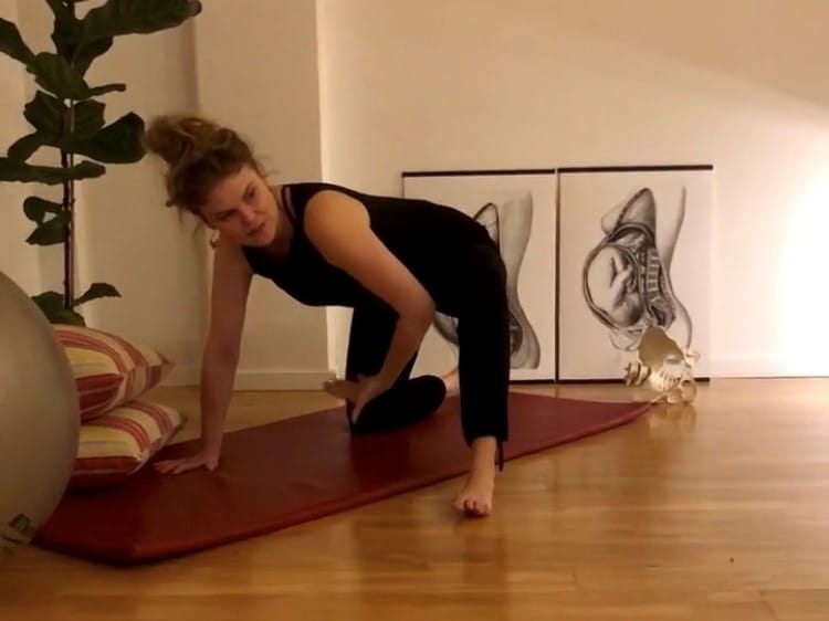 Fødselsforberedelse på land og i vand hos FOF København og Nordsjælland