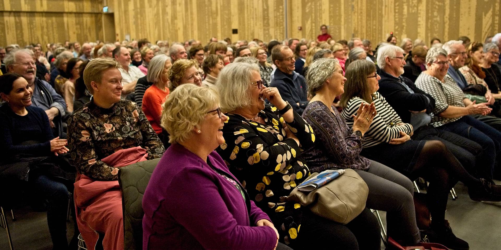 Publikum til foredrag på FOF Aftenskolen Aarhus