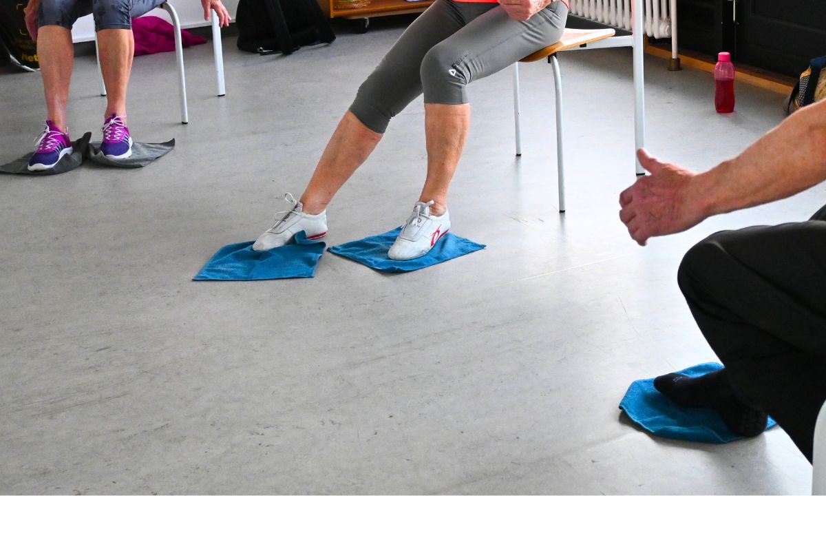 Stolegymnastik-køge-fof-aftenskolen-fødder