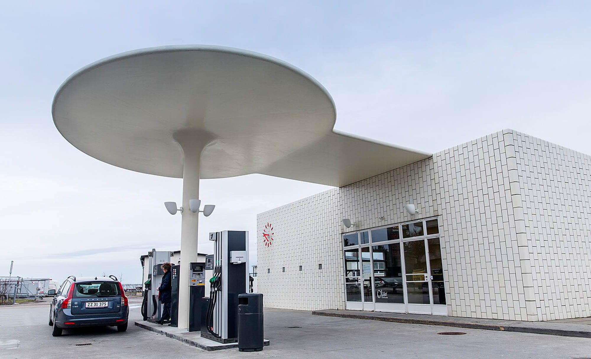 Arne Jacobsens tankstation på Strandvejen
