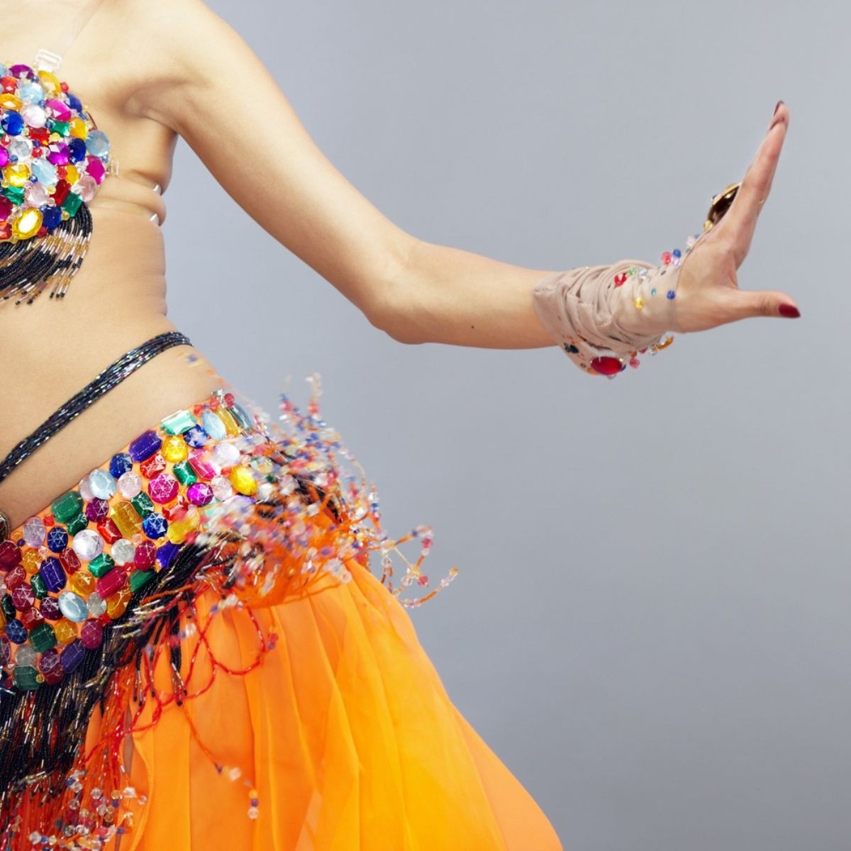 Deltager udøver mavedans