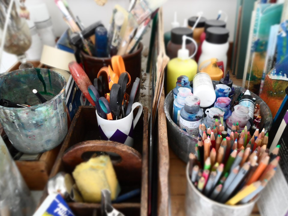 Lær at tegne med kul og akvarel på kursus for letøvede og øvede