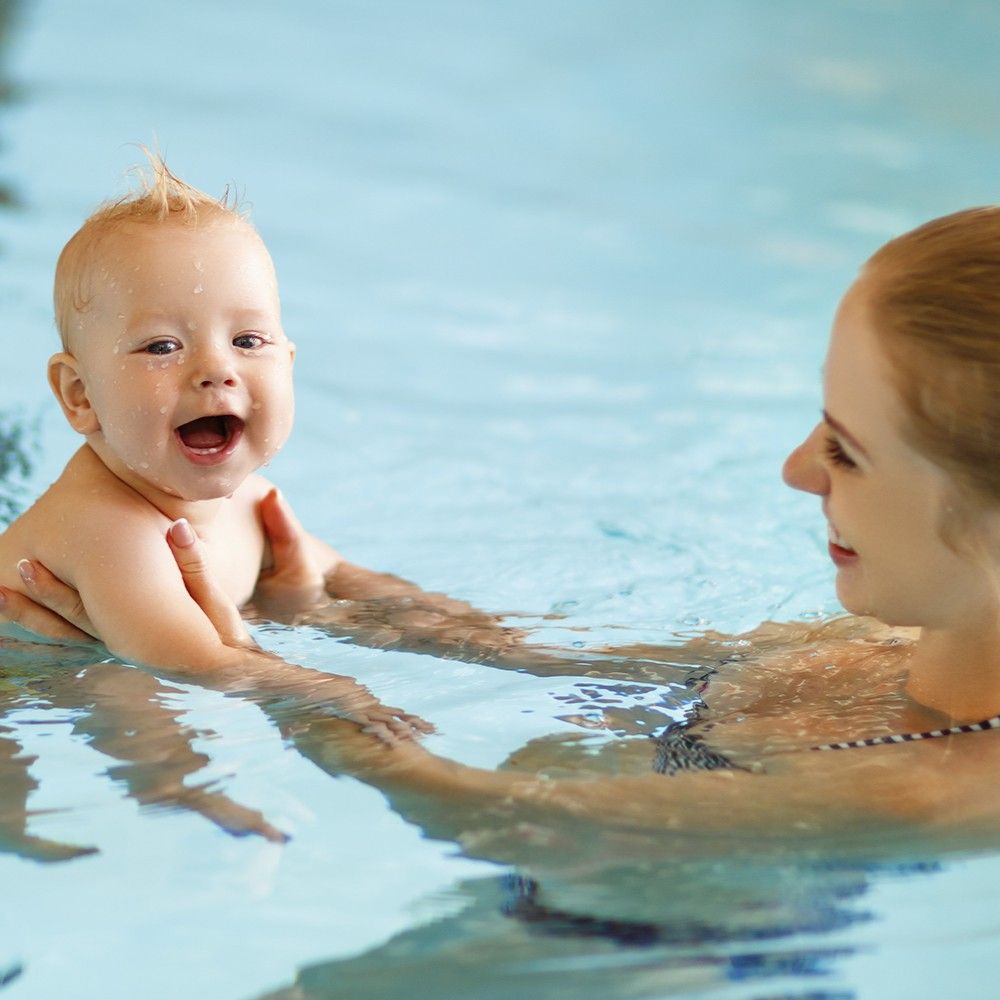 babysvømning mor barn.jpg