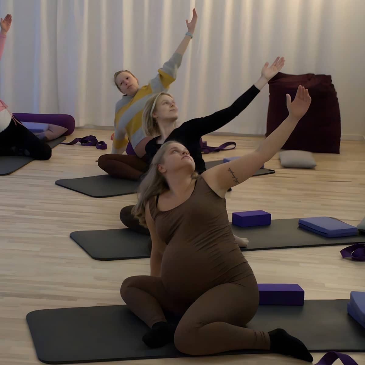yoga og pilates for gravide, fof aarhus