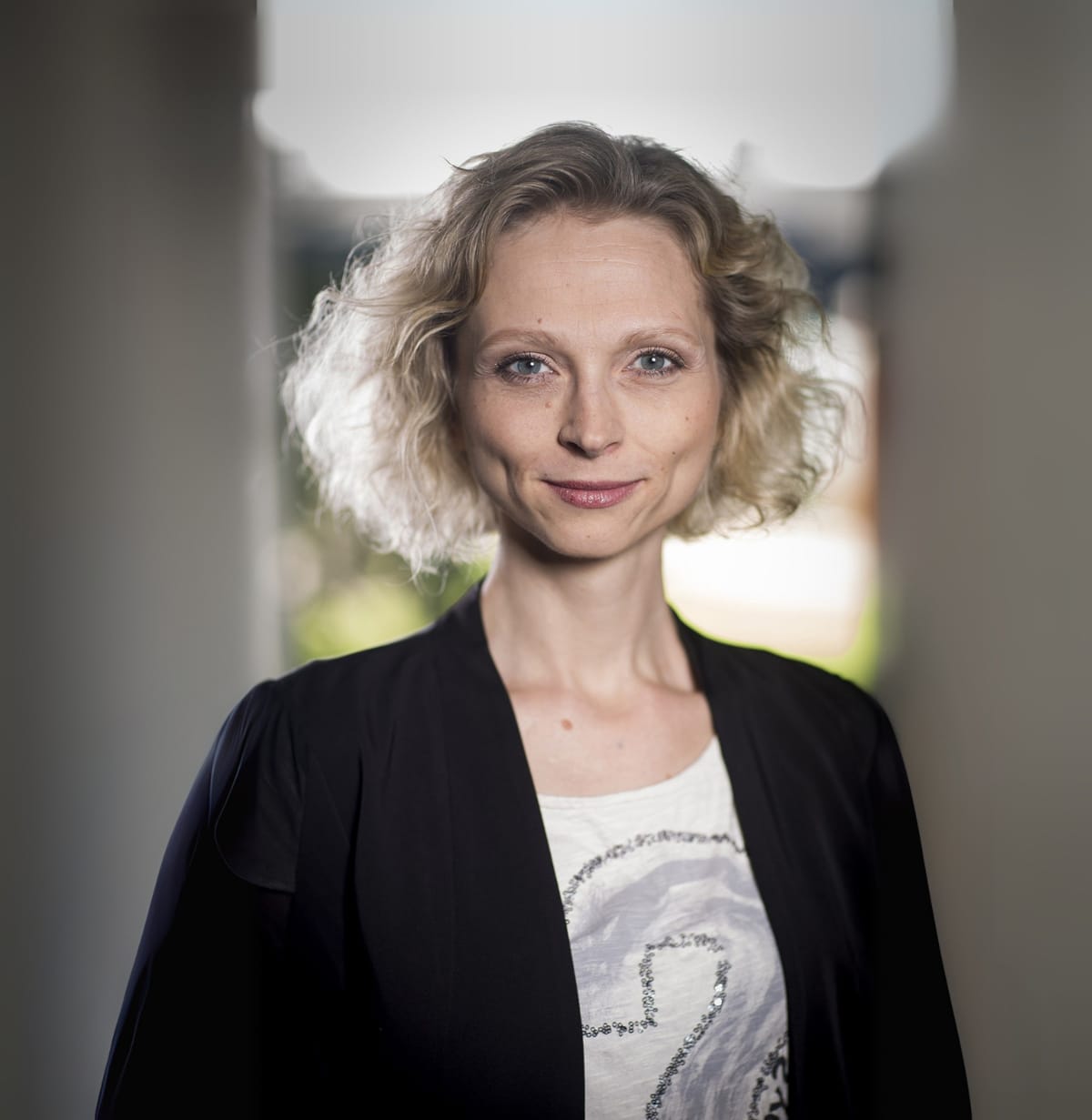 “Matilde Kimer fortæller om sine oplevelser som DR’s korrespondent i Ukraine hos FOF København og Nordsjælland.”