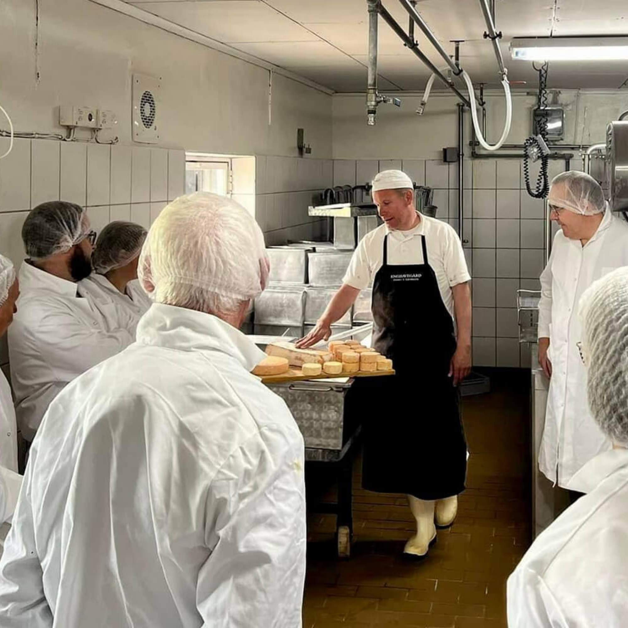 Rundvisning i osteriet på Enghavegård