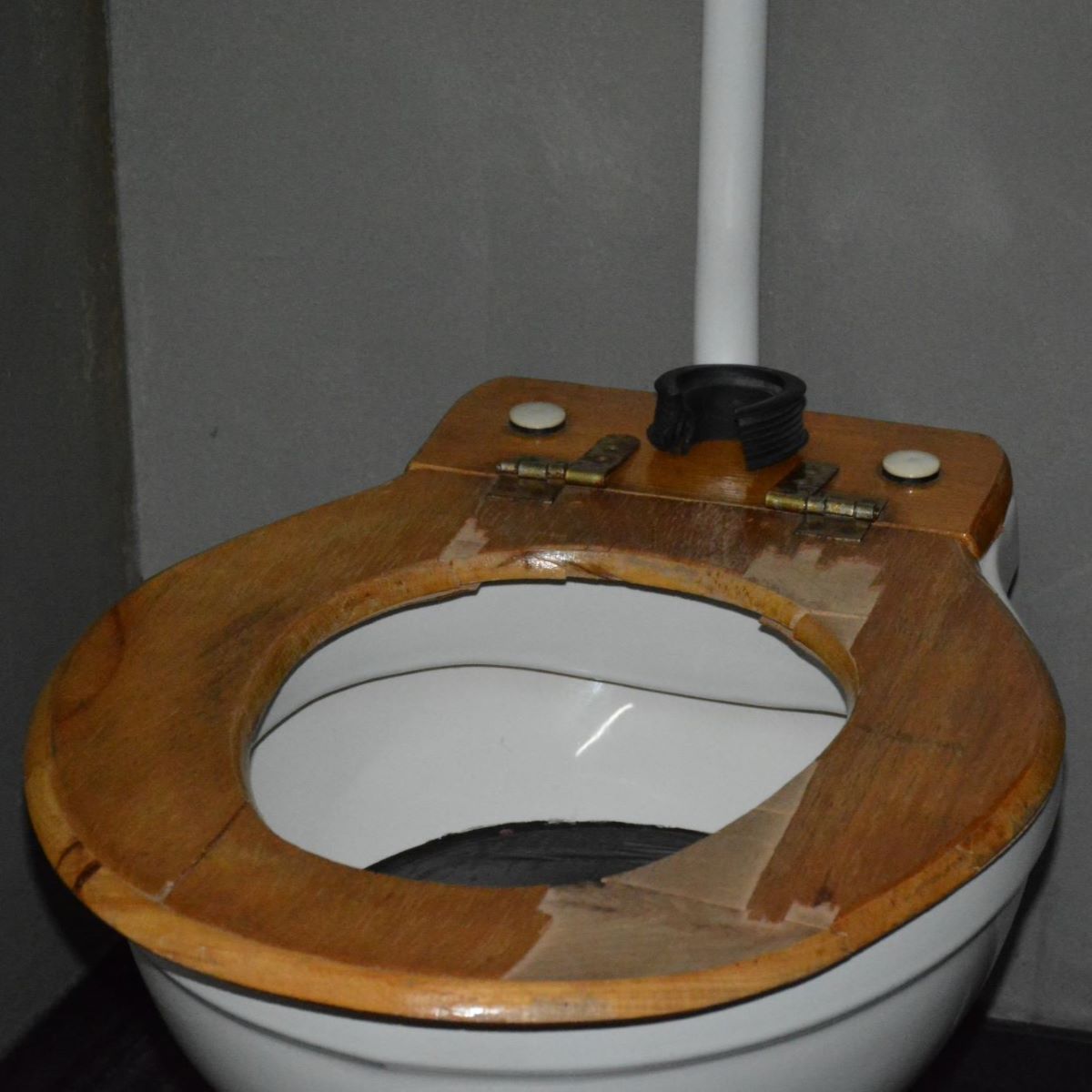 Foto af toiletkumme. Kursus i dogmefotografi hos FOF København og Nordsjælland